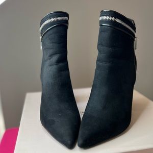 Pointed Toe Boots